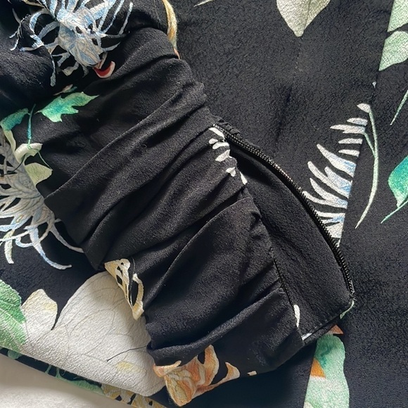 Zara Floral Jacket - Picture 11 of 16